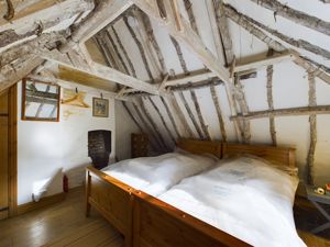 Bedroom- click for photo gallery